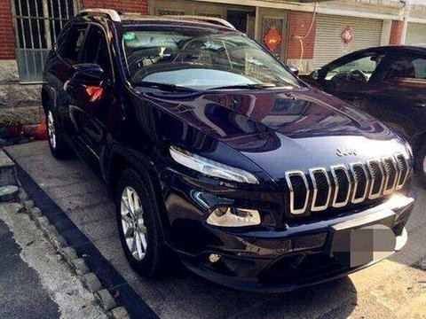 当年卖50万还要排队，性能吊打奥迪Q5，如今价格狂跌16万卖不动