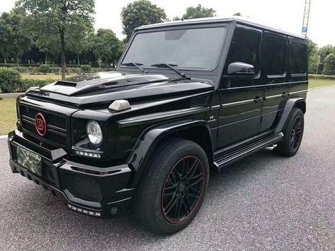 邻居美滋滋的说他买了台百万豪车