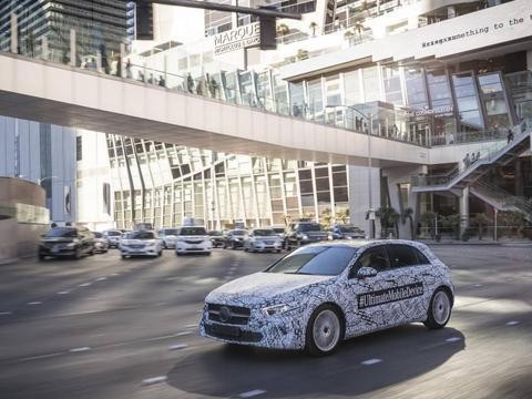 全新奔驰A级曝光，20万即可买到，奥迪和宝马真心卖不出去了！