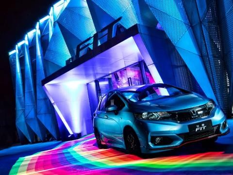 “飒”爽英姿，就这样让青春飞扬！