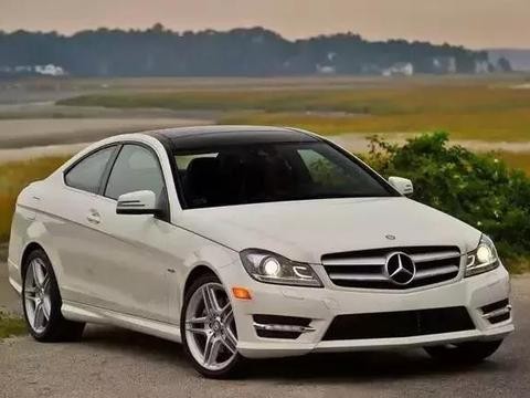 撼然心动！霸气豪华，奔驰C200 Coupe是如何逆袭的？