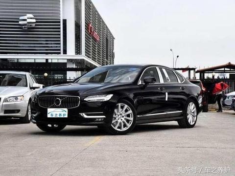 远看满满的贵族气质，35万低配落地的它，却能比A6更有档次感