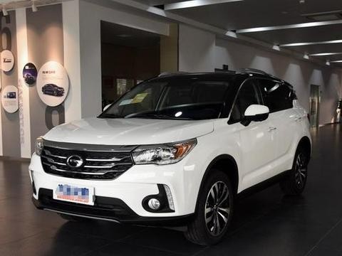 2017款广汽-传祺GS4，外观大气，配置丰富，真正的性价比之王