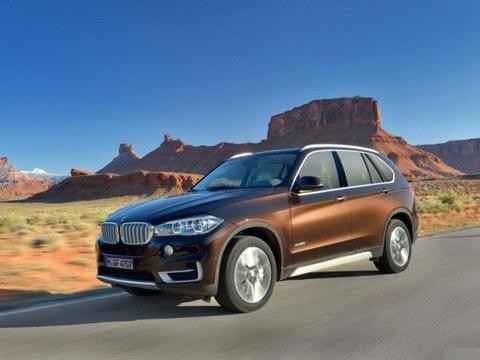 直接给你100万！你选宝马X5还是奥迪Q7？很多人却买了这车