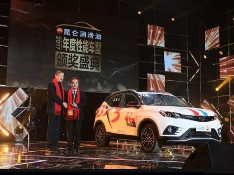 技压群雄! 东南汽车斩获2017年中国量产车性能大赛五项大奖