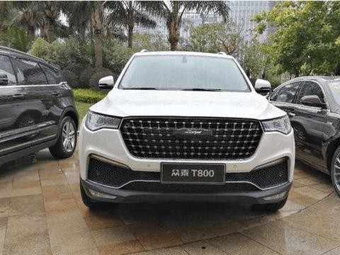 首台众泰T800到店, 比路虎霸气, 7座第三排也很舒坦, 11万起售