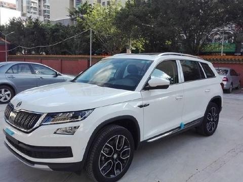 售价18万起，颜值是取胜第一步，内饰低调朴实，空间更是绝了