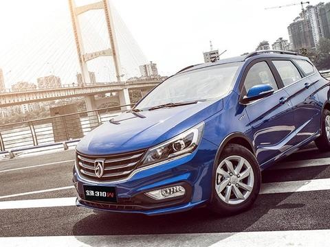 五菱宏光开195km/h被罚，车主对交警说：钥匙给你你试试？