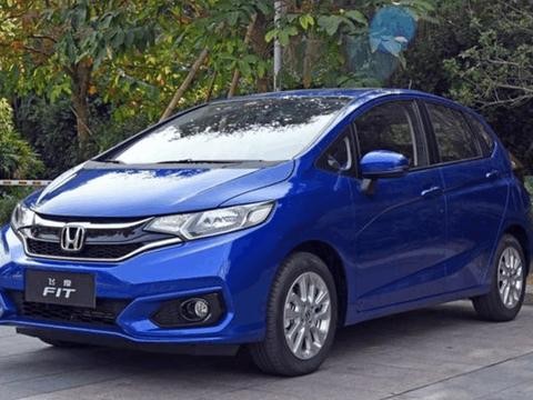 广汽第三代本田飞度上市, 1.5L配CVT动力同级无敌, 7万还买polo吗?