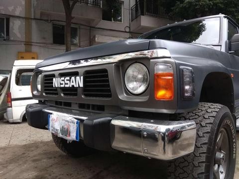 老当益壮, 50岁大爷孤身一人用一年时间翻新了一台22年的途乐Y60!