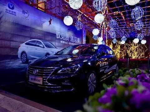 同属十万级的昂克赛拉和自主睿骋CC咋选？老司机一语道出玄机