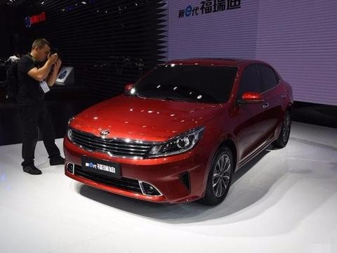 韩系车强悍反击！油耗4毛，完胜捷达桑塔纳，曾12万现仅售6万