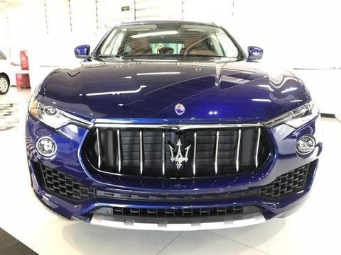 粪叉子车标，秒杀保时捷卡宴！