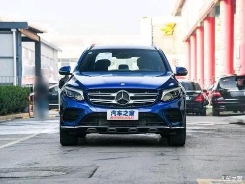 现款奥迪q5和奔驰glc哪款更适合一家三口使用?！