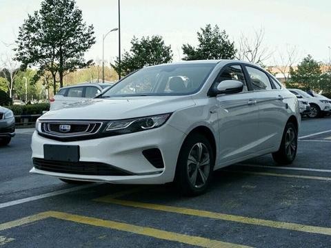 吉利可算出手了！全新GL换装1.4T，卖7万i6危险了