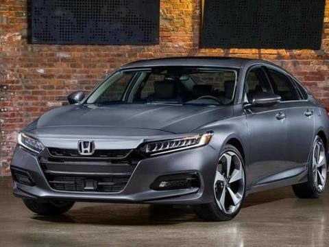 动力秒杀迈腾, 外形比A7还漂亮, 秒杀同级别凯美瑞, 2018就选他!