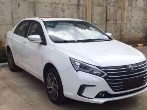 比亚迪新e5和秦EV