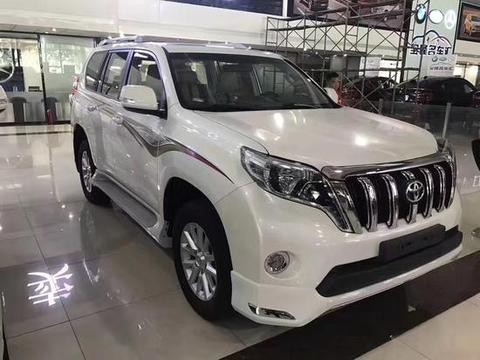 17款霸道2700中东版现成成灾港口呈现白菜价