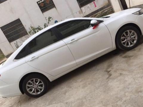 表哥让我买捷达，我提了这款车，借表哥开了两天他想卖了他的捷达