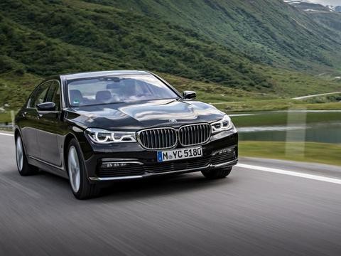 全面升级2019年宝马740e 将改名宝马745e动力将大幅度提升!