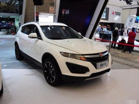 吉利新车对手锁定保时捷Macan，碾压宝马X3，爆款仅15万