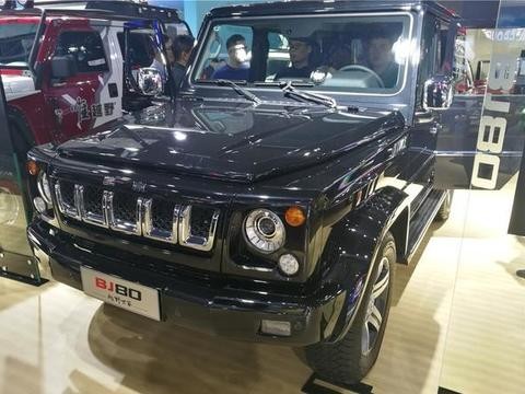 媲美红旗的越野车，比悍马霸气才30万，上街没人敢不让路