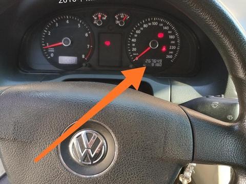 7年26万公里的帕萨特发动机保养, 过程看似很简单, 实际不简单!