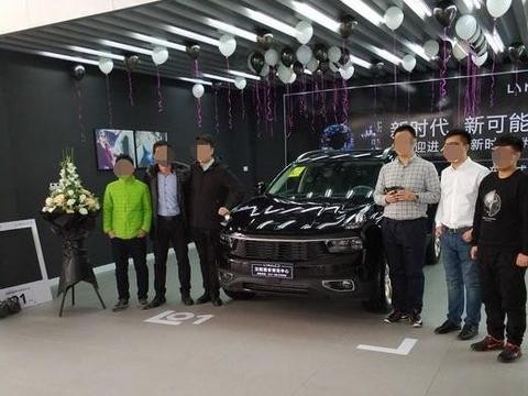 沈阳首批领克01车主提车作业, 交车现场却让在场的车主喜出望外