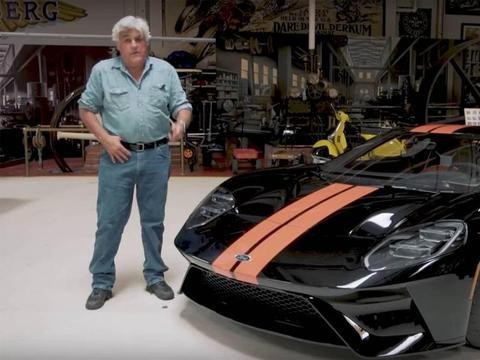 Jay Leno秀出新欢——镶嵌红色条纹的黑色17款福特GT！