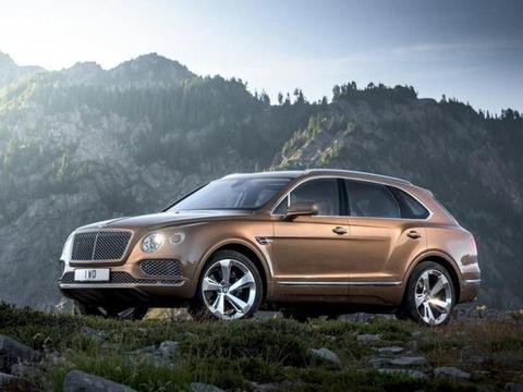 宾利怒了，最贵SUV来袭，4.0T V8动力，百公里4.5秒