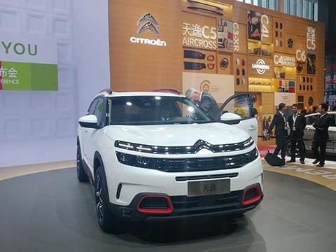 这合资刚不“装象”！销量月月暴涨，15万起，活活救了2品牌！