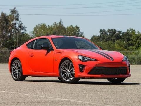 装备过时还能满载好评，新丰田86究竟神在哪？