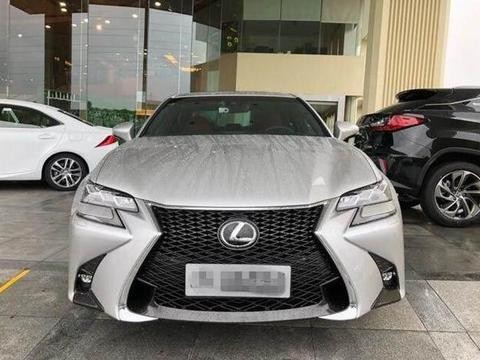 正当后悔误入了这台“伪豪车”, 朋友却说这车一点不输宝马5系