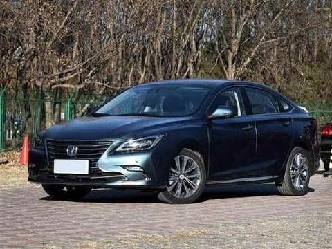 长安家族唯一上得了台面的轿车, 售价仅10万, 性价比不输20万豪车