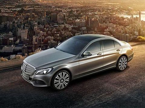 新年奔驰超宝马秒奥迪