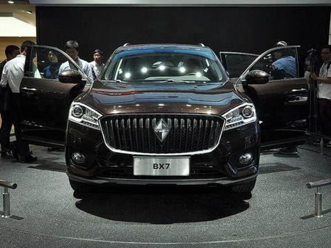 一箱油跑1200公里不是吹，配7座，17万买台德系车值！