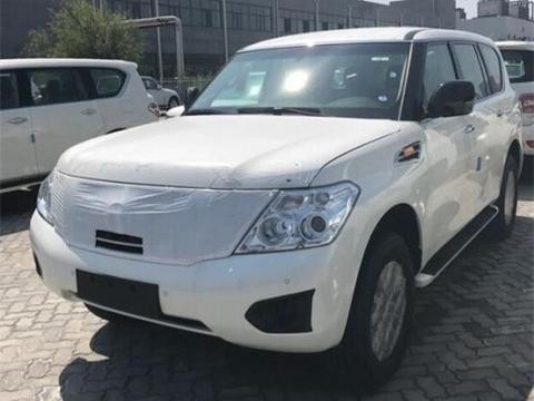 新款日产尼桑途乐4.0，年末不涨反降，港口四十来万现车手续齐