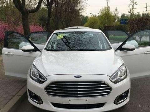 刚买朗逸就后悔，这合资A级为夺市场再降4万，6万起，比轩逸厚道