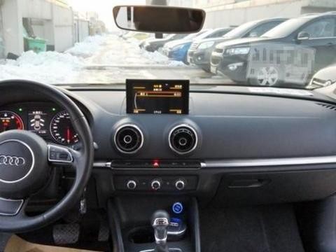 小伙从职员升经理, 为表身份放弃飞度, 花17万买了这辆二手车