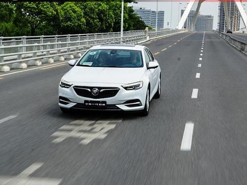 别克君威2017款20T这款车到底怎么样？看看老司机怎么说吧！