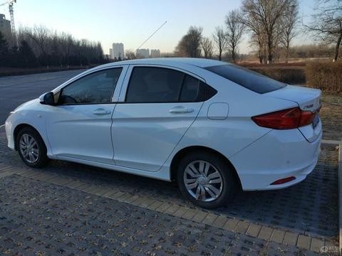 8万块家轿推荐 本田锋范！