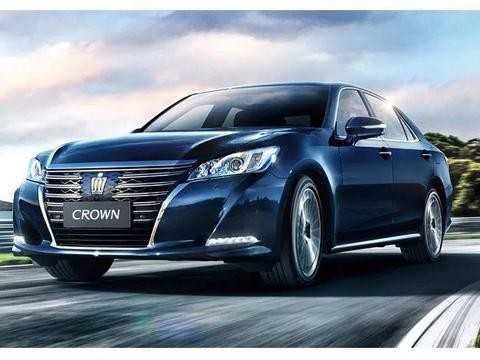 有一些车，前后的车标是不一样的，为什么？