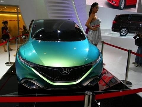 要买730的先等等，这7座本田MPV才13万，油耗仅3.7L