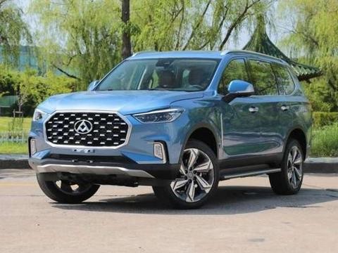 国产才厉害，这车比汉兰达大一圈，四驱带大梁仅15万起！