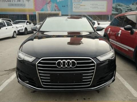 小伙花39万买辆奥迪A6L，上牌师傅看到车尾处也忍不住笑了