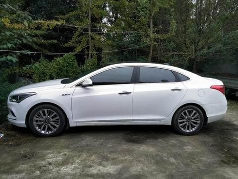 四处筹钱打算买阿特兹, 最后却误入了这款小众车