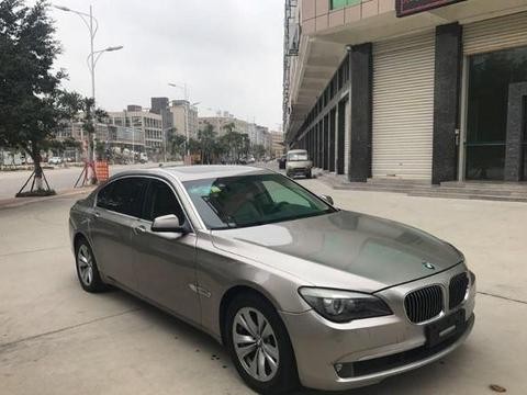 浙江男子20万买二手豪车，半年后直呼：开不起！太烧钱了！