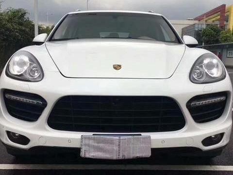 落地价264万, 如今仅标价32万, 县城里开面子足