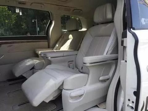 传祺造出国产最好MPV建议别着急去买，待看完GM8上的配置后！