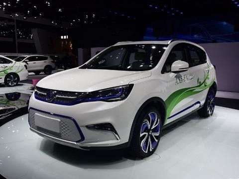 东风风神AX5-EV抢先体验